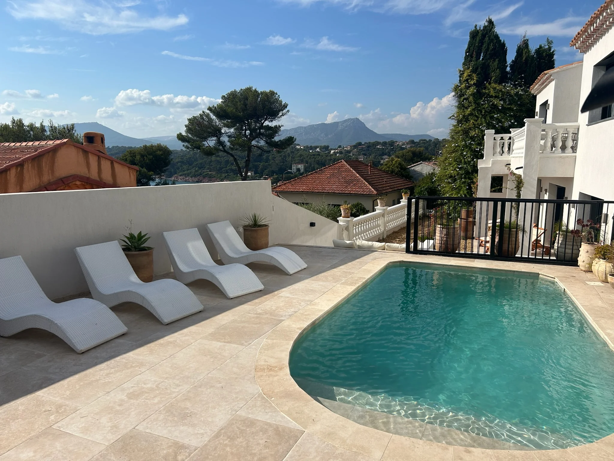 Pool - Mediterranean Paradise