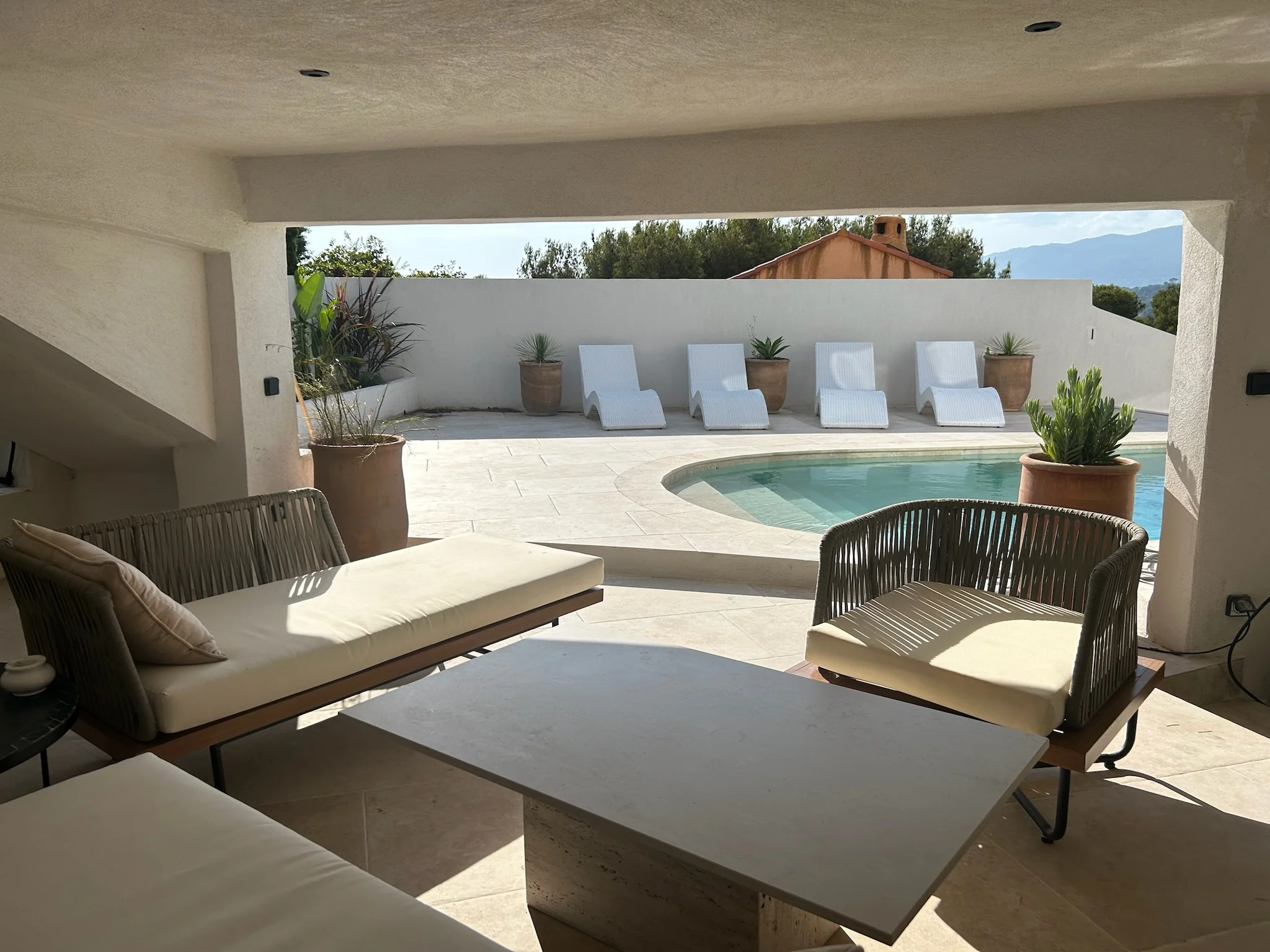 Pool House - Entertainment Area